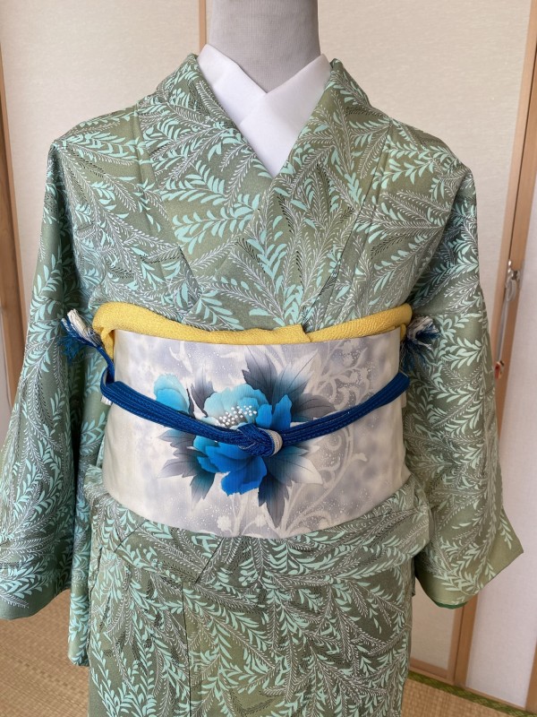 七五三J25.4 唐花 鮮やかなグリーン 正絹 袷 小紋 着物 - 着物・浴衣