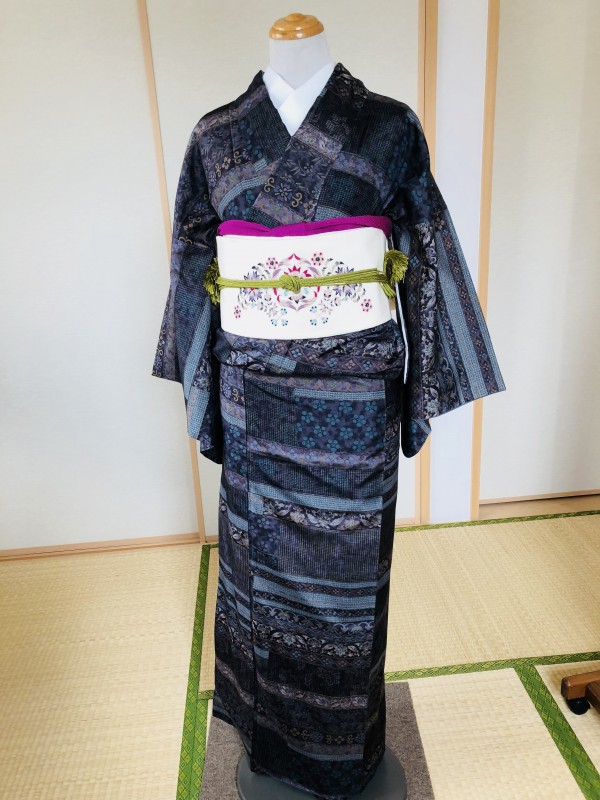 汕頭刺繍風染め大島紬 | リサイクル着物・着物コーディネイトは横浜 